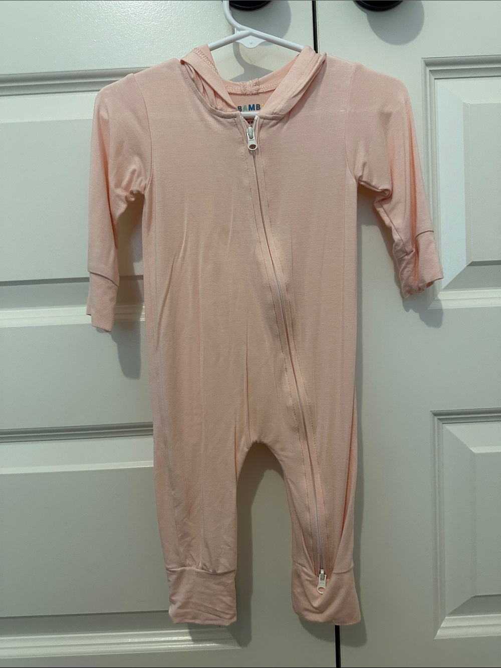 Nordstrom Light Pink Hooded Kids BAMBOO One-Piece Zipper Footie